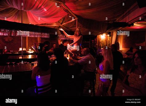 Striptease/Lapdance Prostitute Santiago do Cacem
