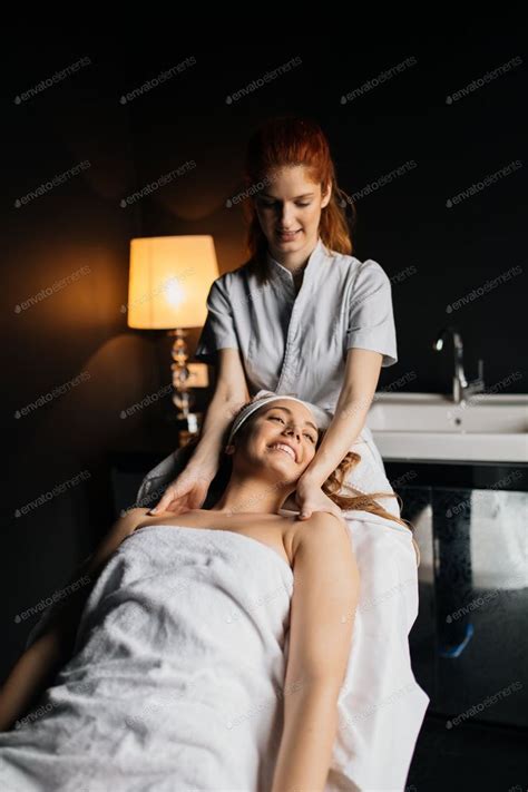 sexual-massage Astravyets
