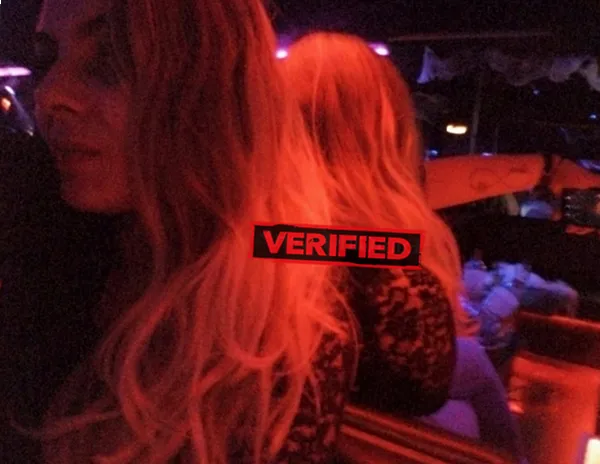 Britney Sexmaschine Finde eine Prostituierte Düdelingen