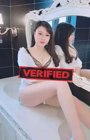Lois strawberry Sex dating Koch ang